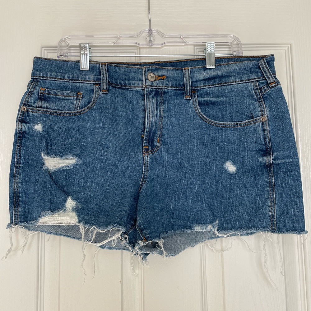 OLD NAVY jean shorts. NWOT